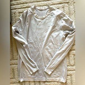 Lululemon long sleeve shirt.